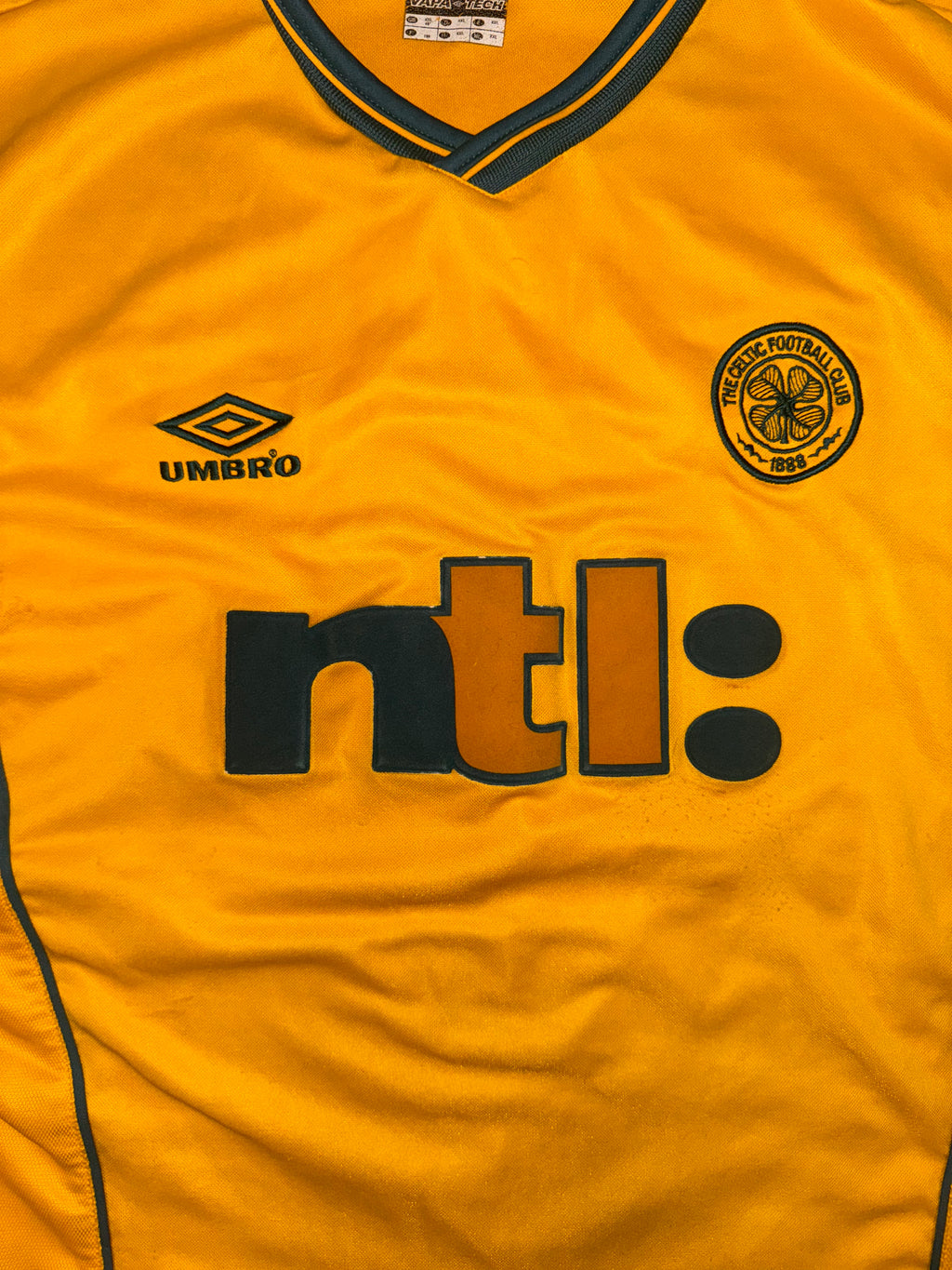 Mens Celtic FC Umbro 2000-02 Vintage Away Football Shirt